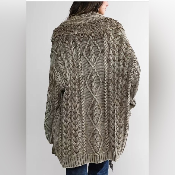 STERLING & STITCH Chunky Cable Knit Fringe Cardigan Sweater Large - Picture 4 of 12